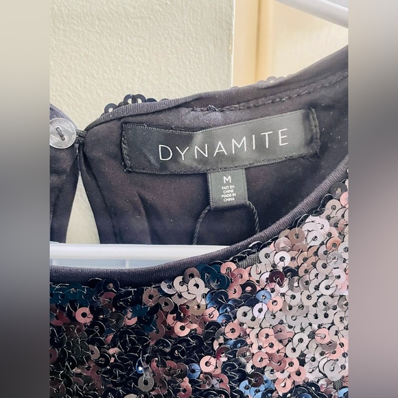 Dynamite Dress - Picture 3 of 3